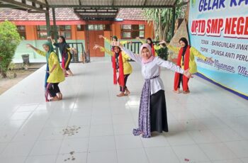 Latihan Menari