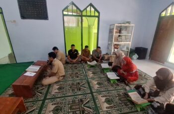 Tadarus Bapak/Ibu Guru SMPN 1 Puncu Selama Bulan Ramadhan